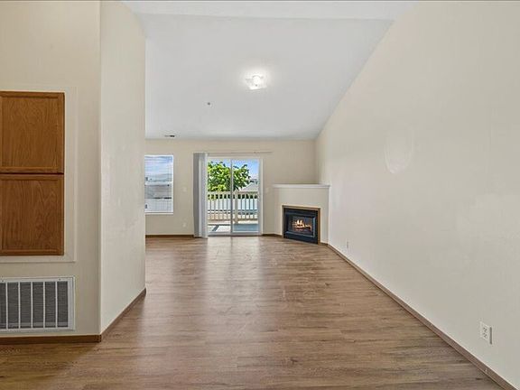 3rd image of 6405 Chapel Hill Blvd #E201