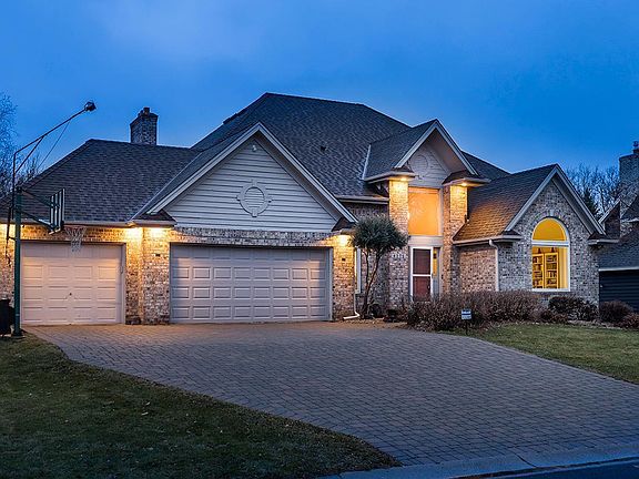 3rd image of 6275 Country Rd
