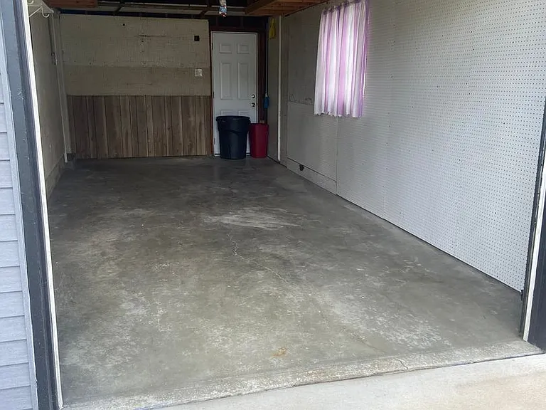 10944 Arctic Dr — Photo 2