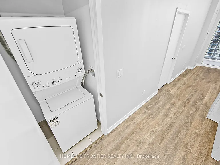 2520 Eglinton Ave W #1918 — Photo 15