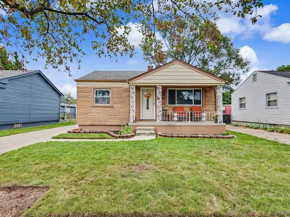 3605 20th St, Wyandotte, MI 48192