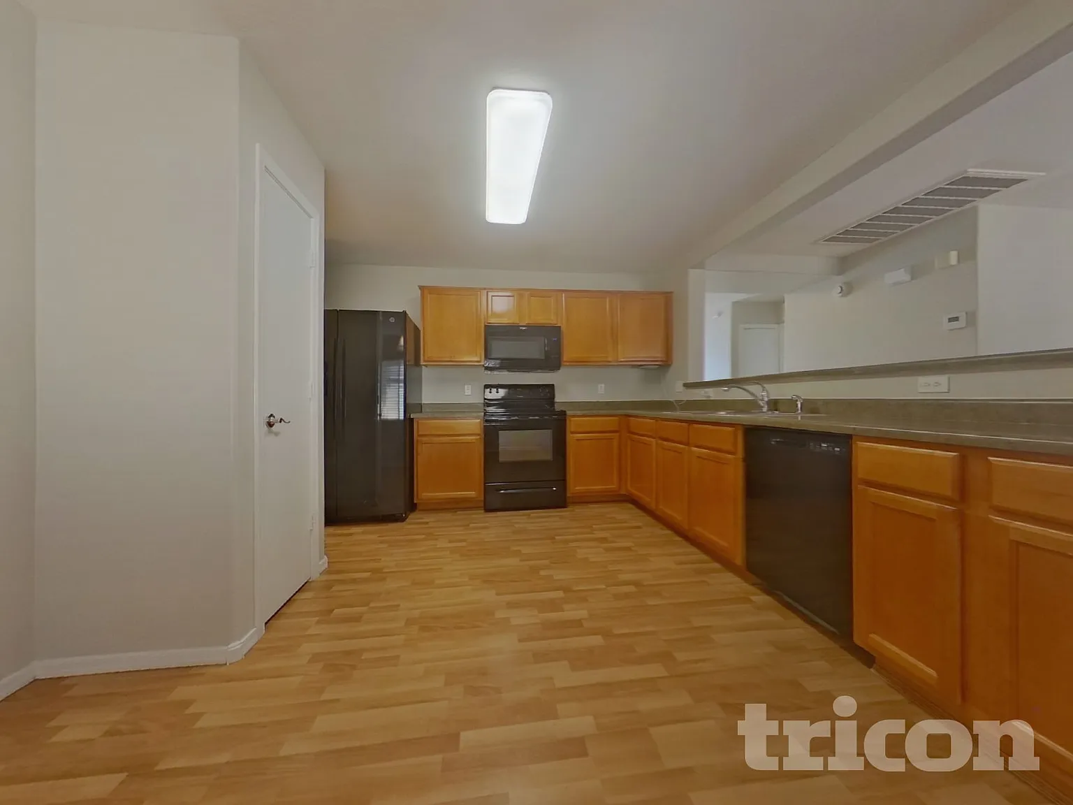 7448 S Horizon Court Buckeye AZ — Photo 4