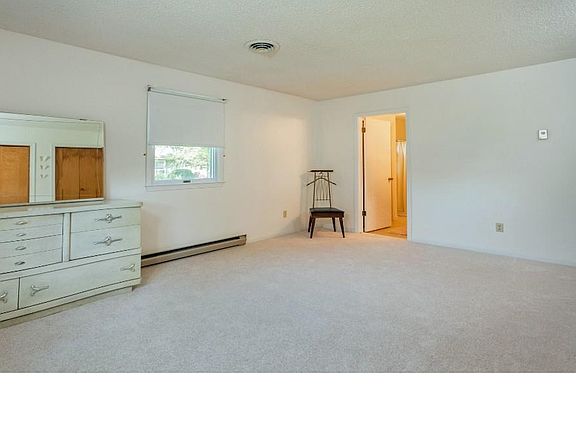 5th image of 34346 Beech Dr