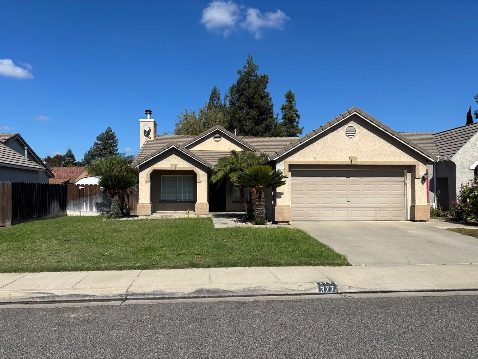 377 E Springer Dr photo 1