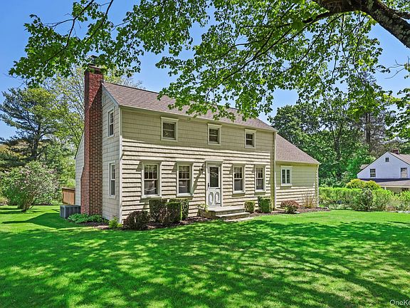 3rd image of 453 Smith Ridge Road