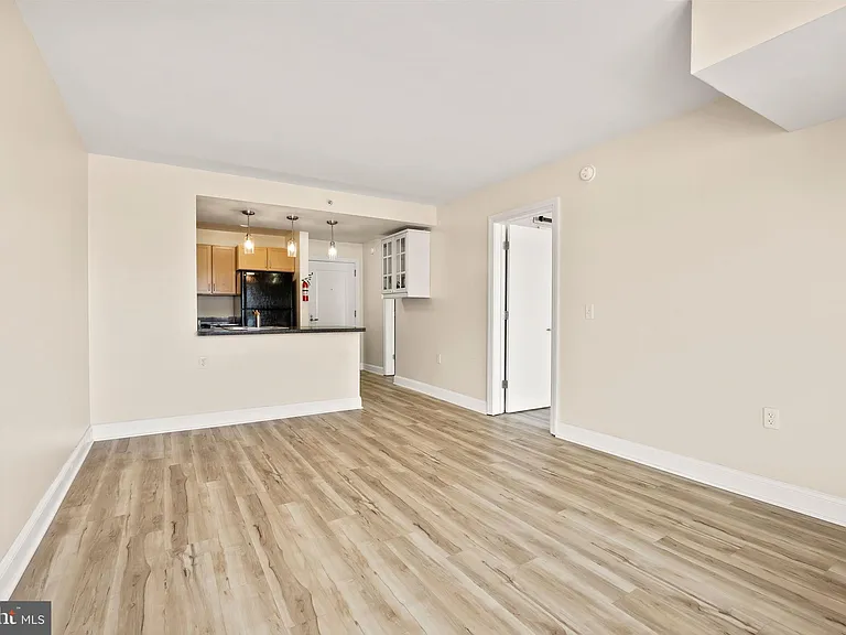 800 4th St SW #S513 — Photo 9
