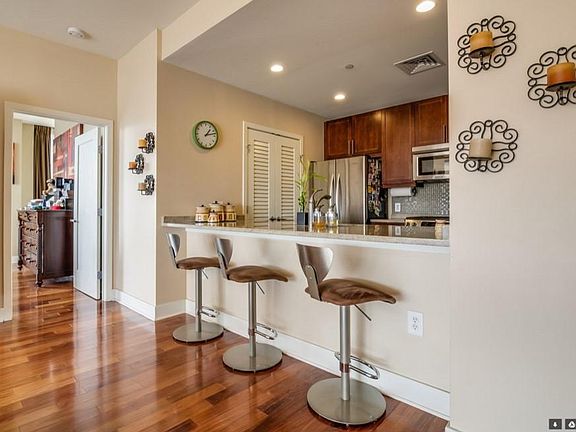 Breakfast bar for morning coffees and informal meals.