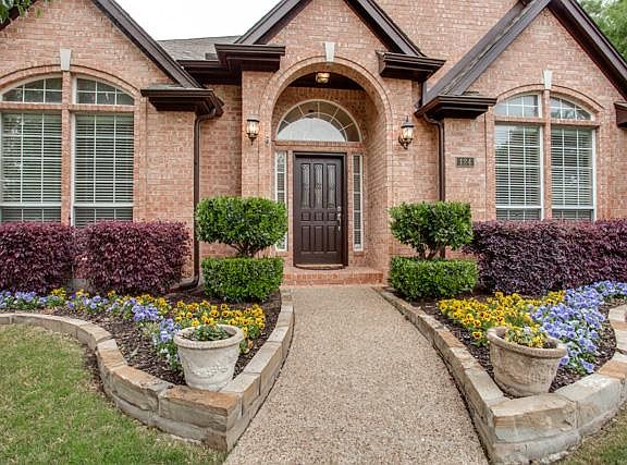 3rd image of 124 Hearthwood Dr