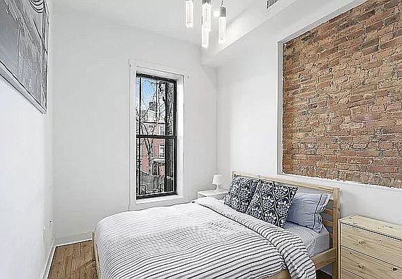 2nd image of 15 E 9th St #6