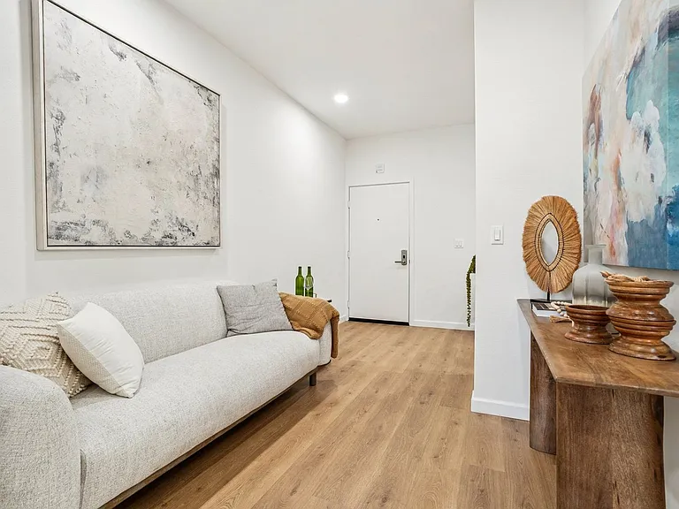 8733 Reading Ave - The Stride — Photo 3
