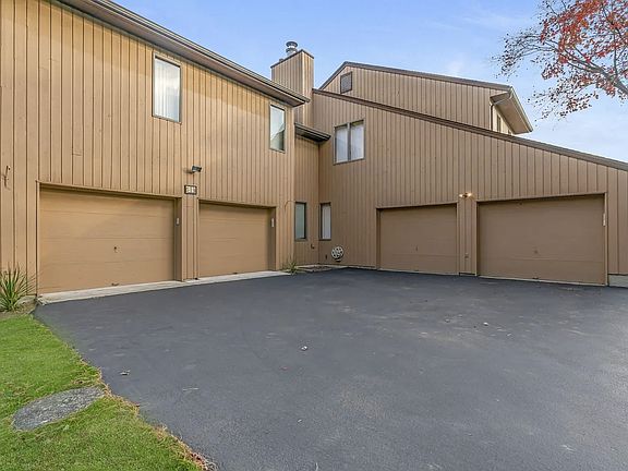5th image of 88 Van Blarcom Ln