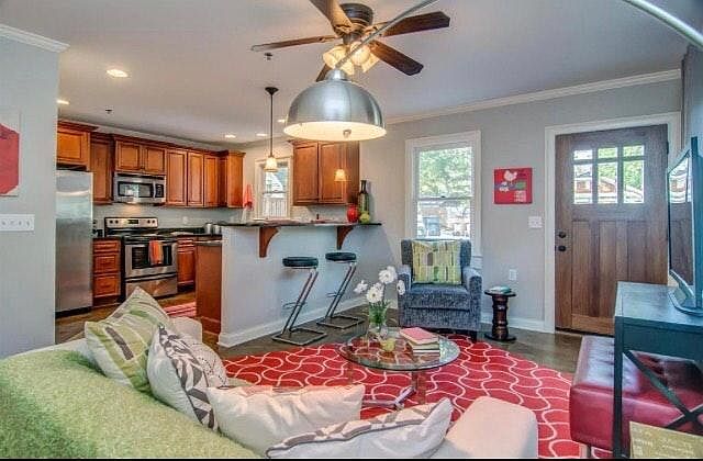 1st image of 1413 Stratton Ave #D