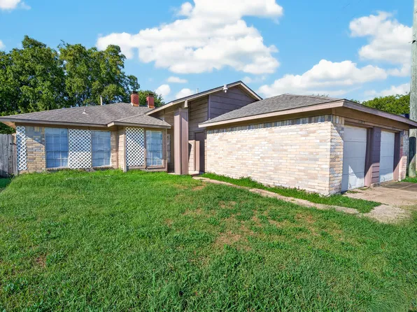 12009 Tambourine Dr, Stafford, TX 77477