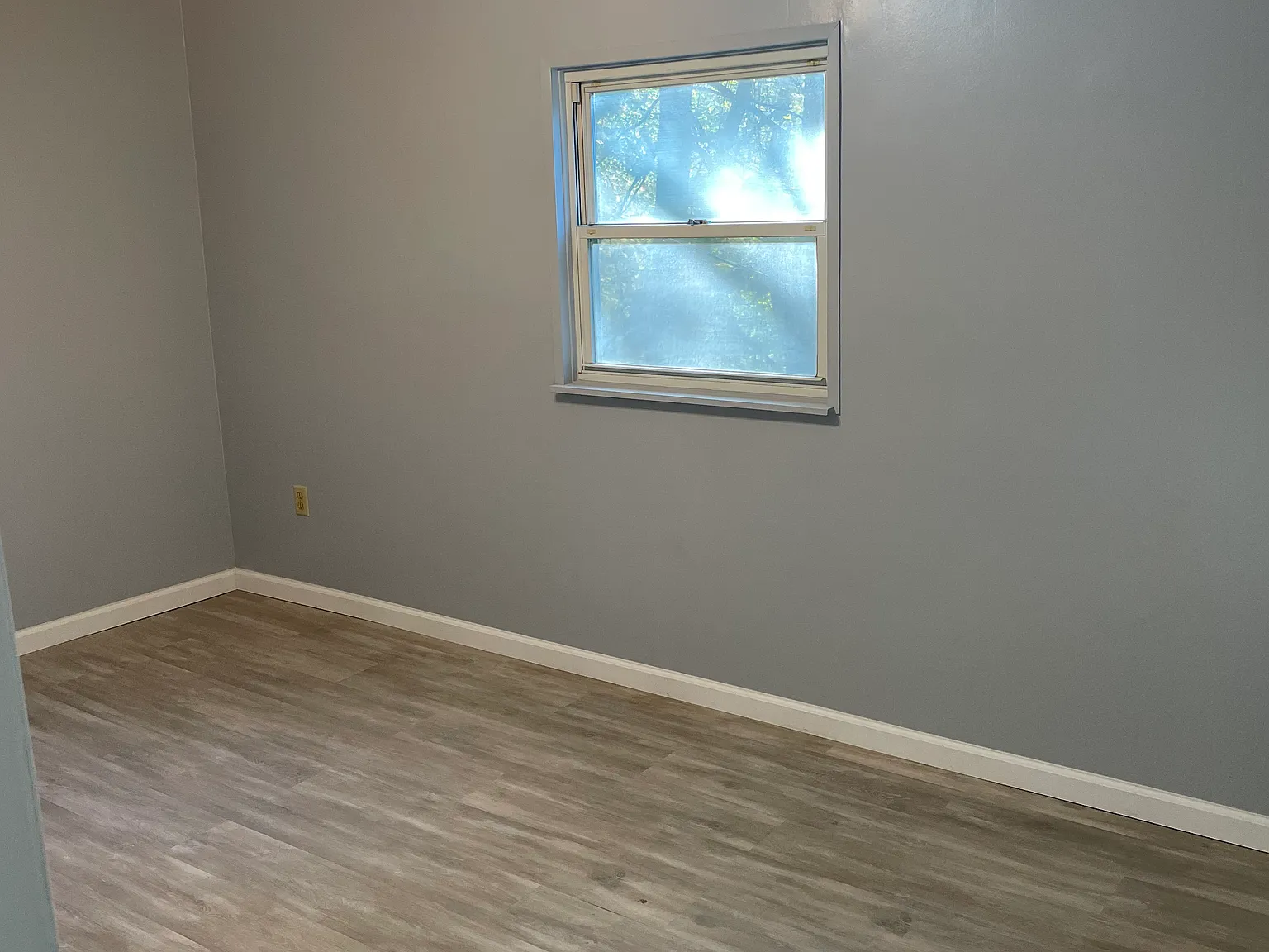 1800 Creedmoor Ave — Photo 4