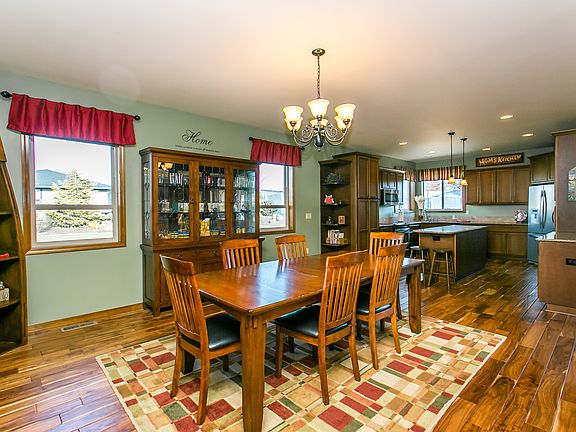 5th image of 3417 Chardonnay Dr