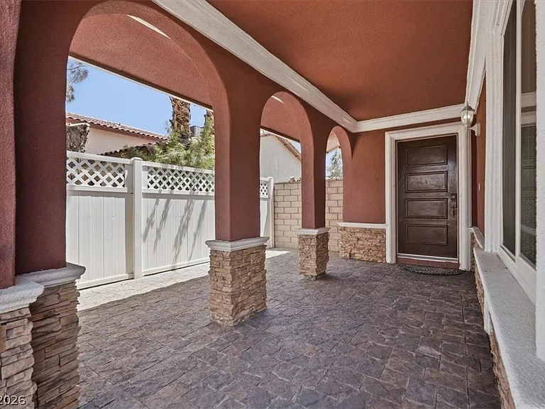 5389 Kalmia Dr — Photo 3