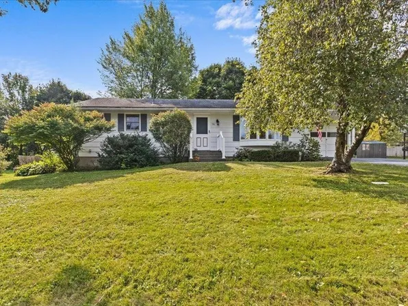 98 Kimball Terrace, Shelburne, VT 05482