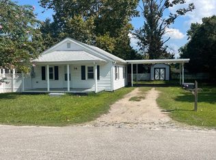 36 1st St, Chocowinity, NC 27817