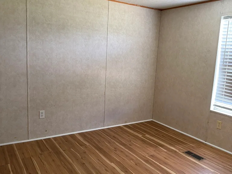 421 McCallister Rd #A — Photo 9
