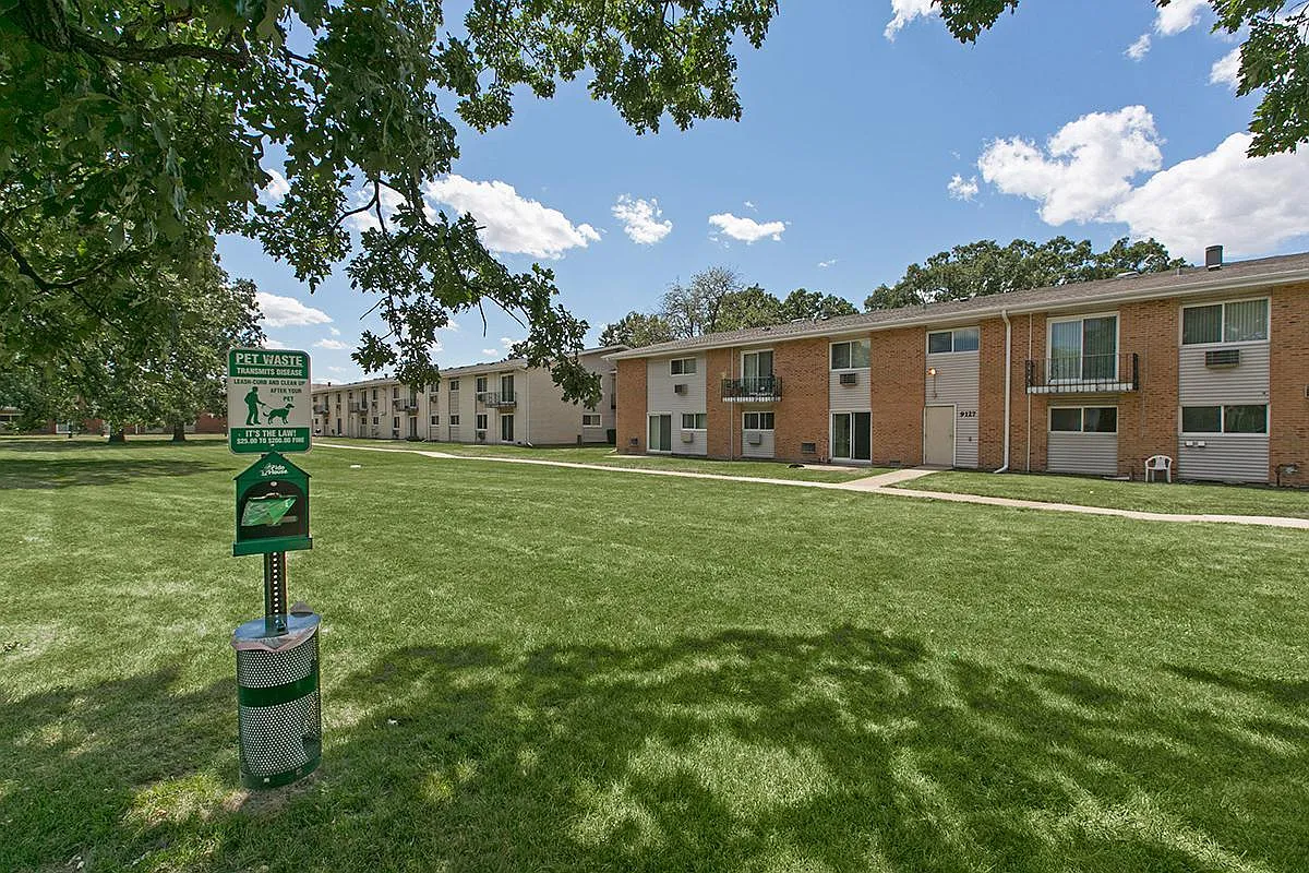 Park Colony — Photo 1