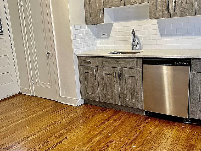 5031 N Harding Ave #1E — Photo 5