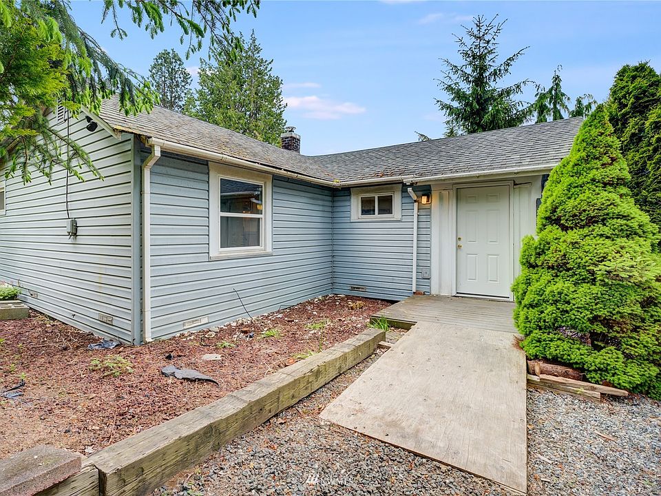 1st image of 31847 S Bridge Way NE