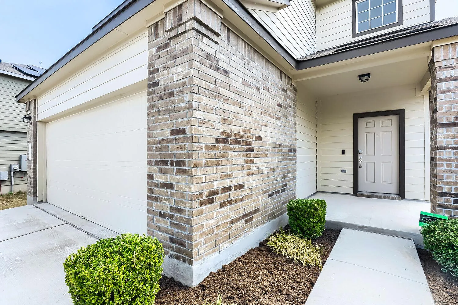 3 bed, 2.5 bath, 1616 sqft, $1,750 — Photo 1