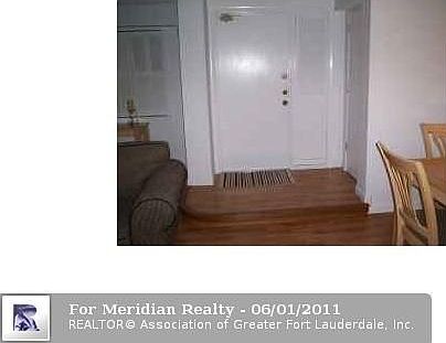 5th image of 249 Wimbledon Lake Dr