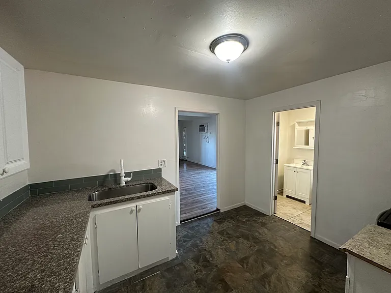 755 Joaquin St — Photo 8