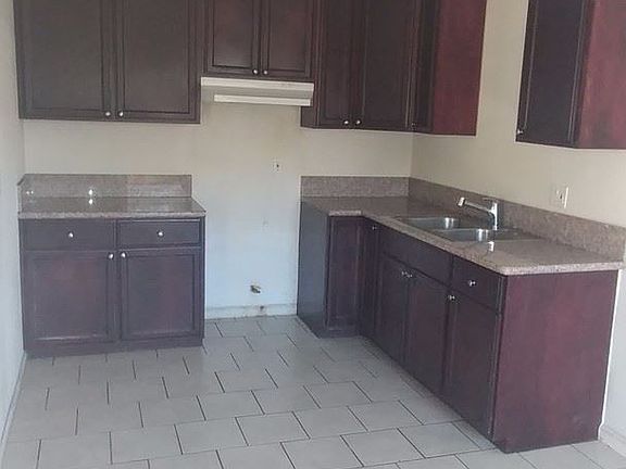 3rd image of 1234 W J St APT B