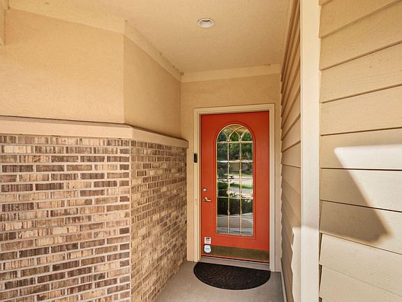 3rd image of 5019 Prairie Rose Ct