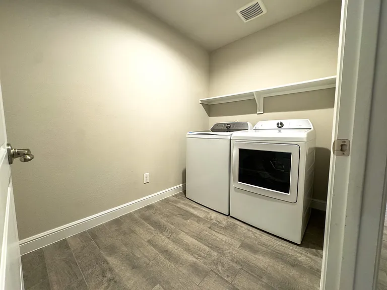 613 Breckenridge Park Dr — Photo 24