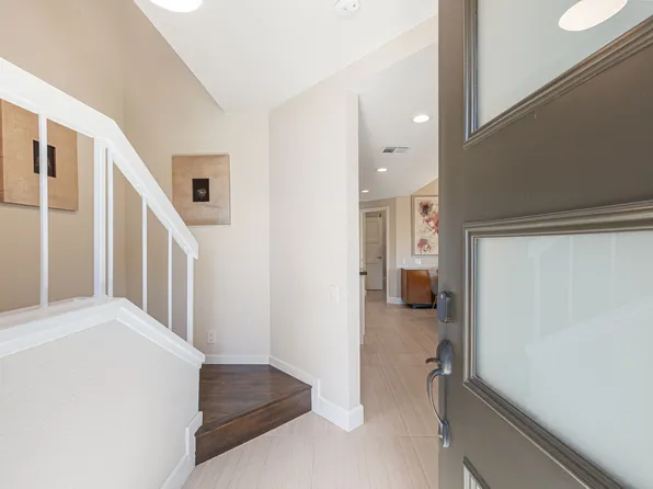 49069 Mariposa Dr, Palm Desert, CA 92260