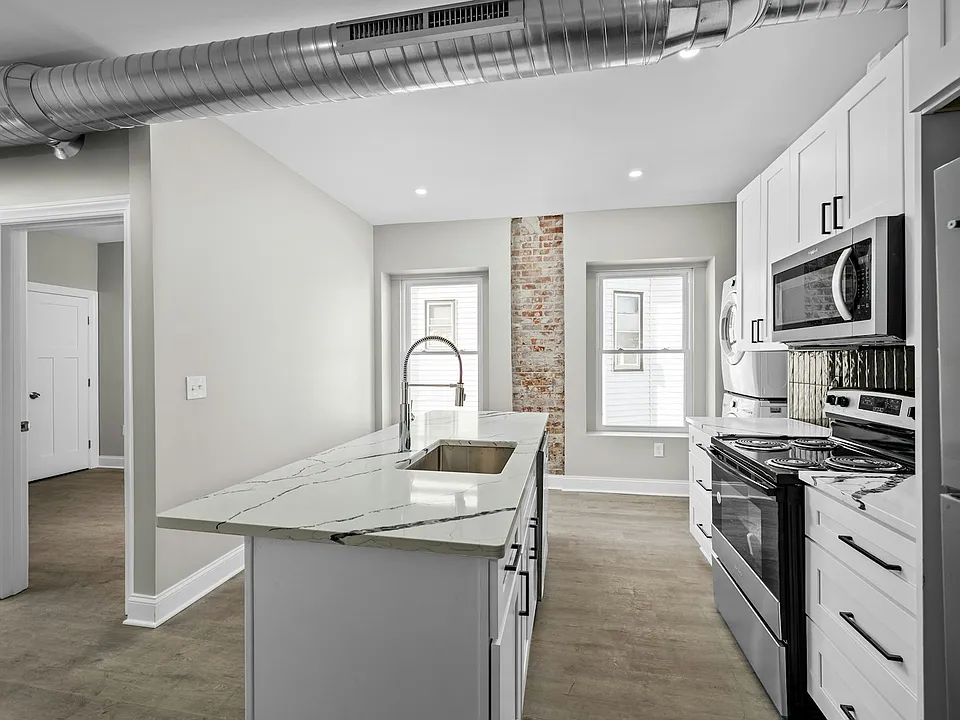 Kitchen/Laundry