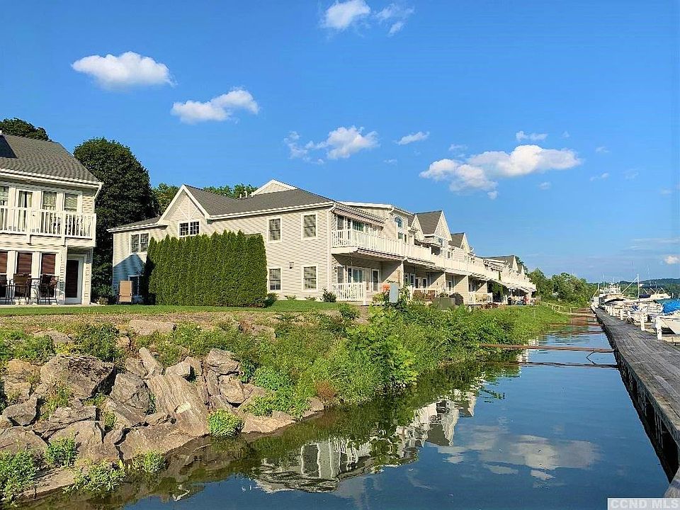 1st image of 11 Marina Dr