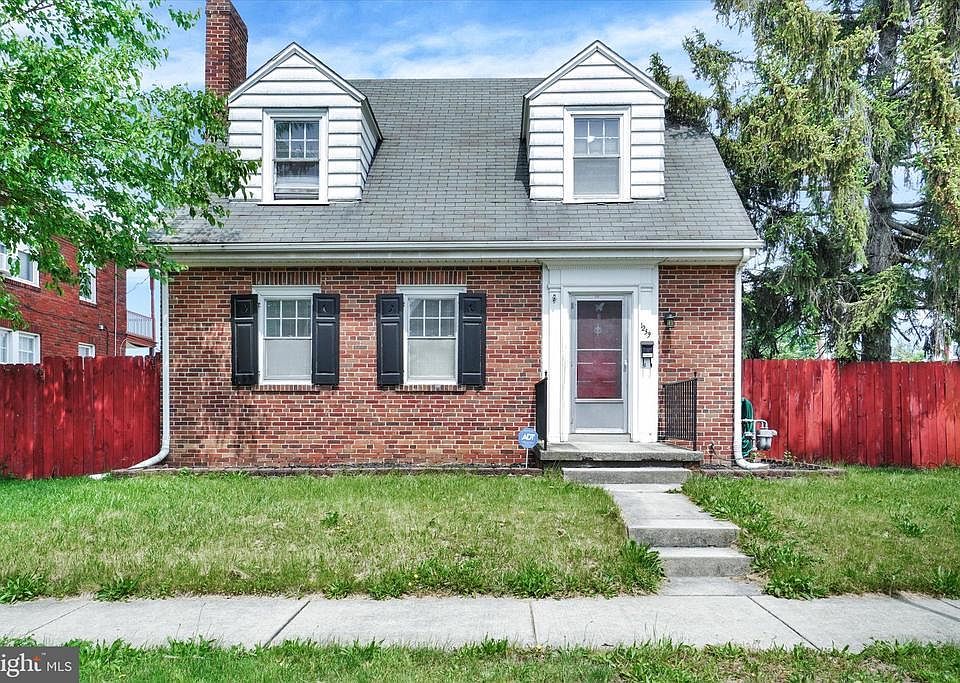 1st image of 1239 Edison St