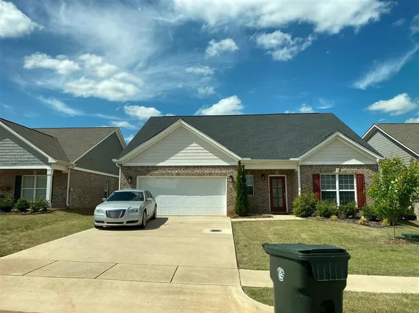 113 Harvest Moon Dr, Harvest, AL 35749