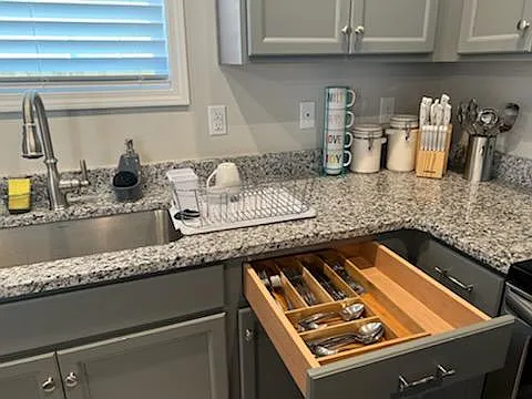 1413 Creek Bend Ter — Photo 19