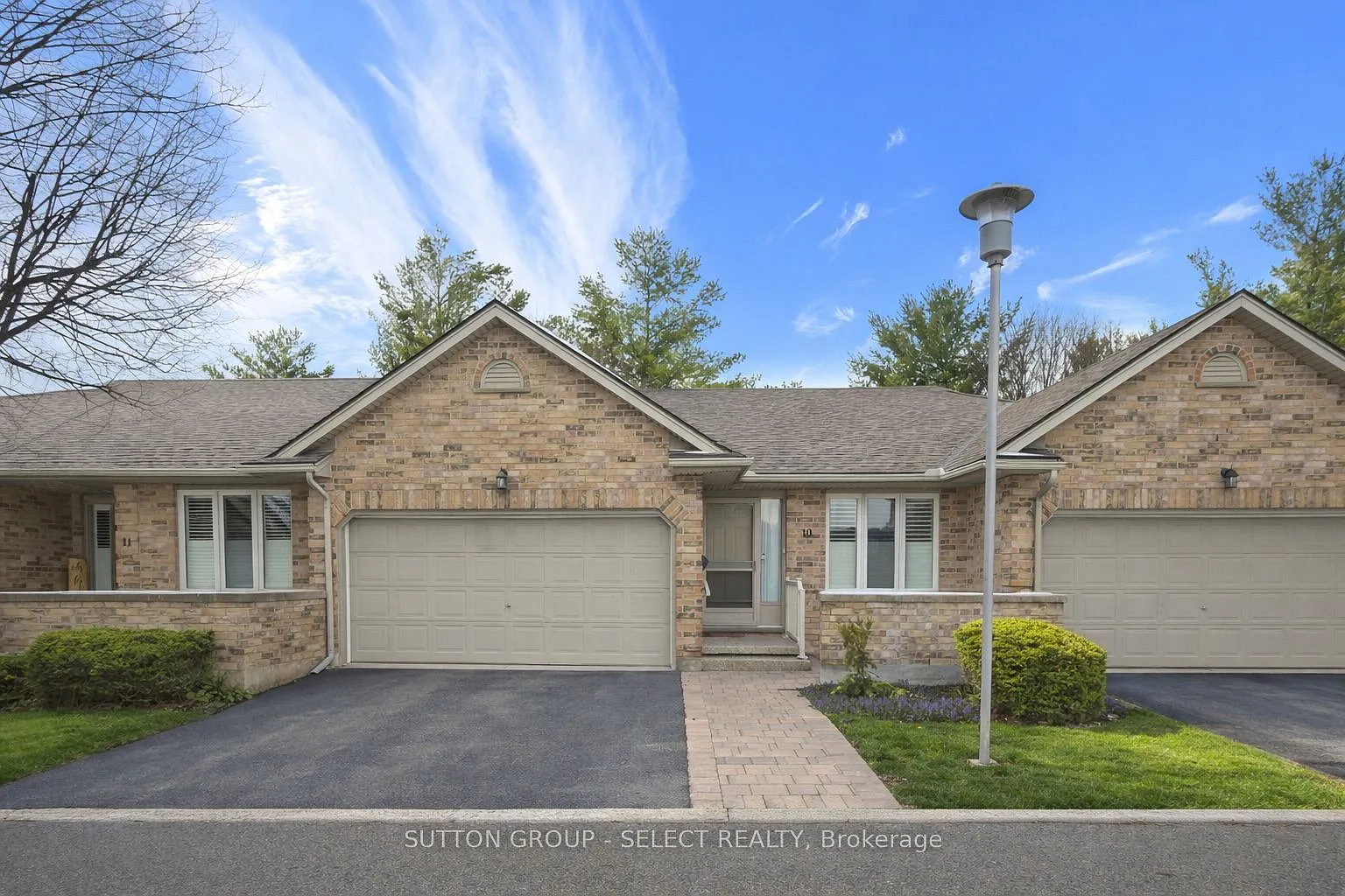 1241 Beaverbrook Ave #10 photo 1