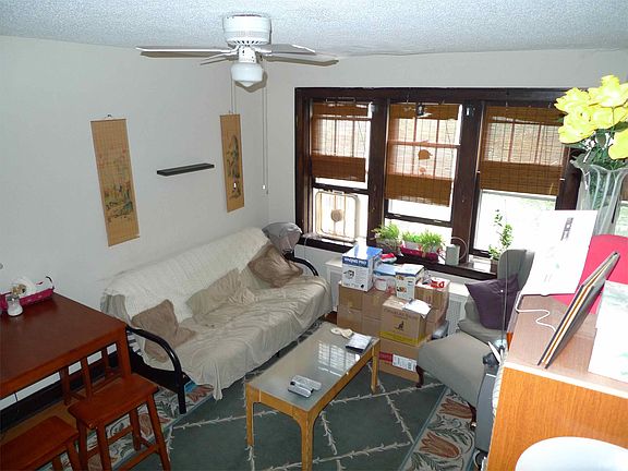 2nd image of 4453 N Leavitt St APT 3