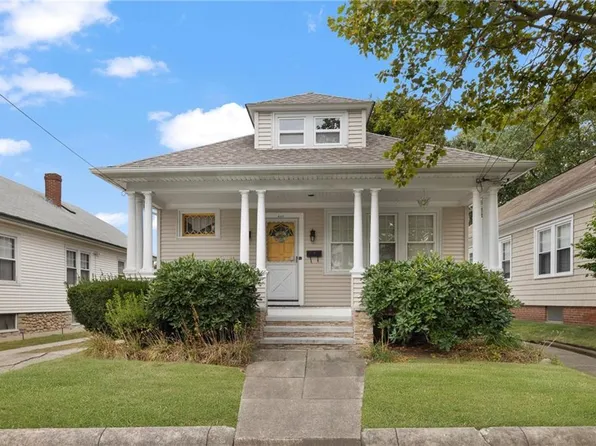 347 Mount Pleasant Ave, Providence, RI 02908