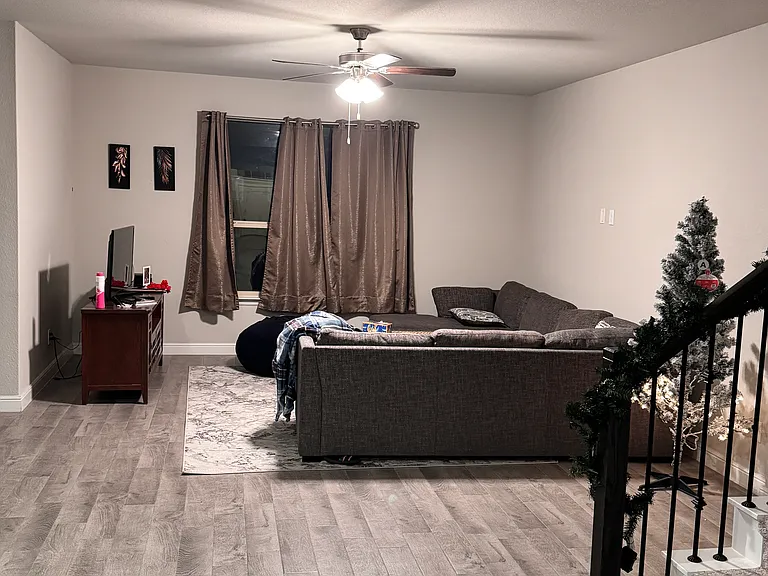 15801 Caballero Dr — Photo 9