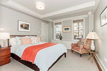 Sold by Ann Weintraub, Ltd.