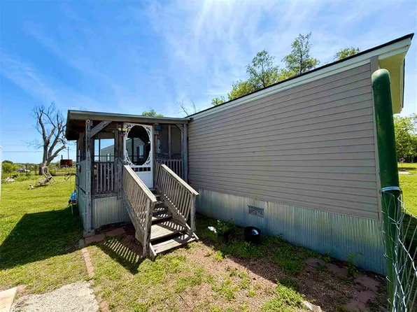 2406 S 1st St, Blackwell, OK 74631