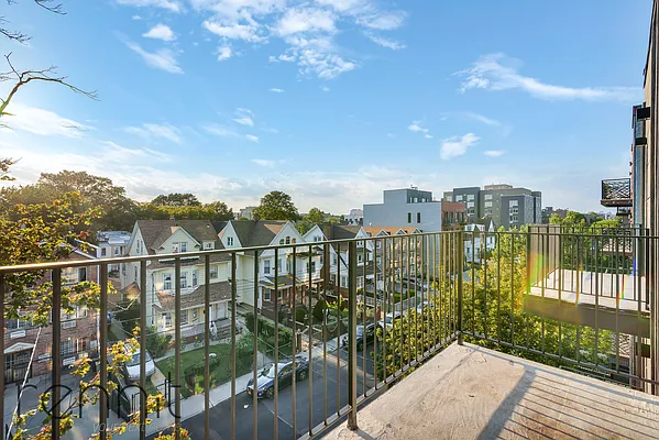 Rented by Rennit Inc. | media 10