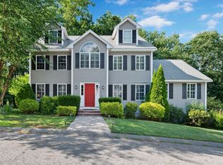 5 Sabbatia Ln, Billerica, MA 01821