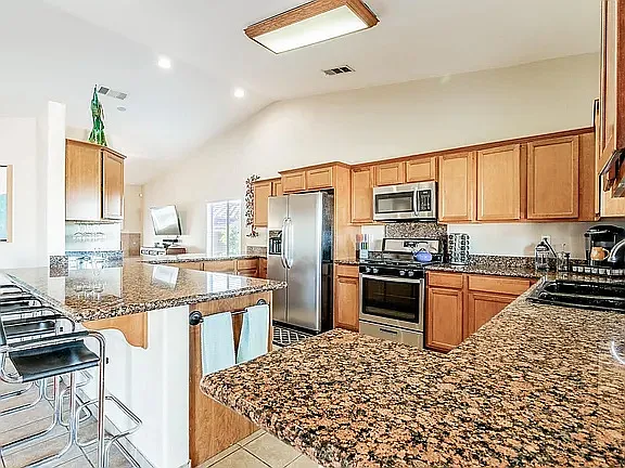 12557 Maui Way — Photo 21