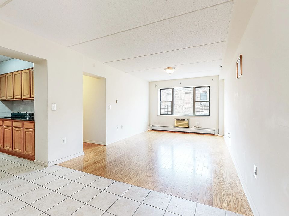 1st image of 1259 Grant Ave APT 9H