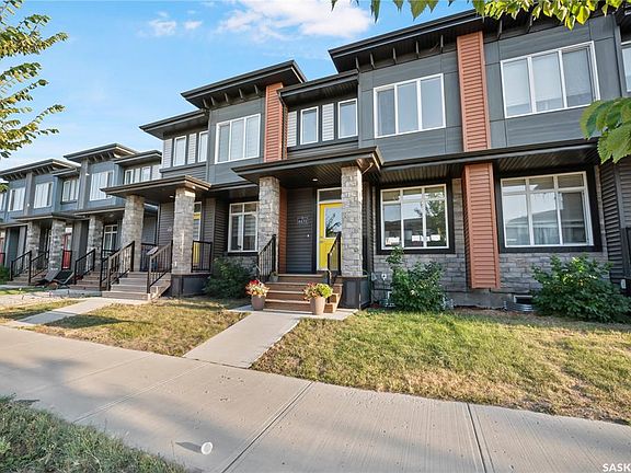 3rd image of 4431 Buckingham DRIVE