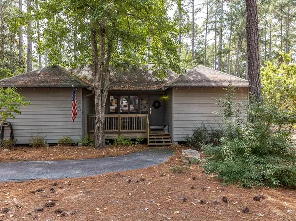 2385 W Cedar Ln, Pine Mountain, GA 31822